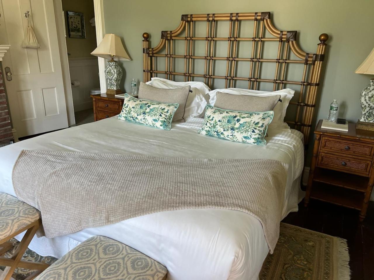 Jedediah Hawkins Inn Jamesport Bagian luar foto