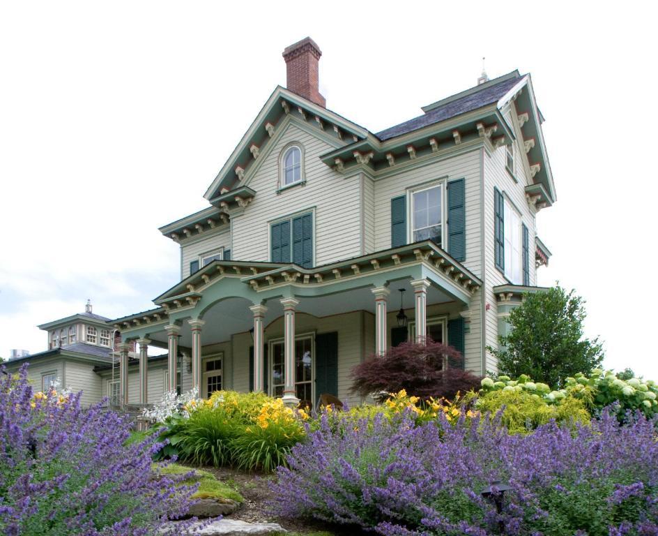 Jedediah Hawkins Inn Jamesport Bagian luar foto